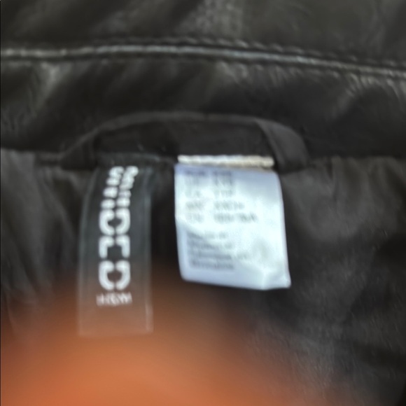 United Colors Of Benetton Black Bomber Jacket with Smooth Finish - Picture 2 of 2